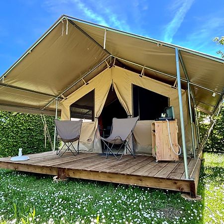 Camping Onlycamp Pierre & Sources Volvic Exterior foto
