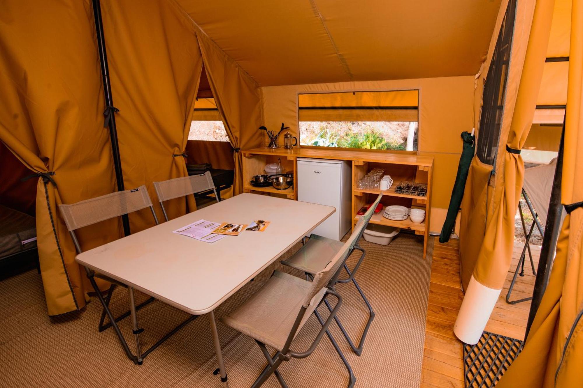 Camping Onlycamp Pierre & Sources Volvic Exterior foto